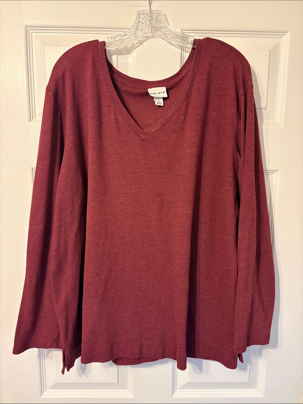 Ava & Viv Long Sleeve V-Neck Top — Burgundy